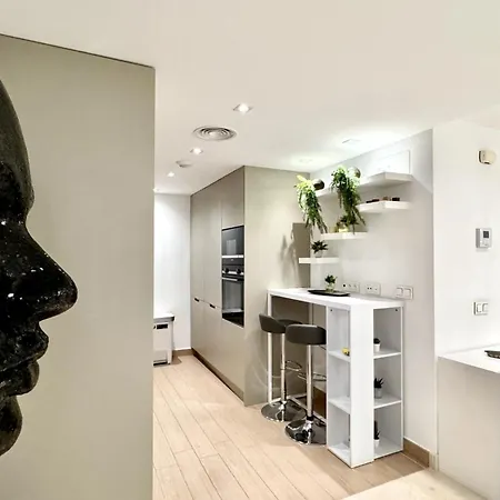 Apartment Modern Flat With Private Garden In Royal Banus