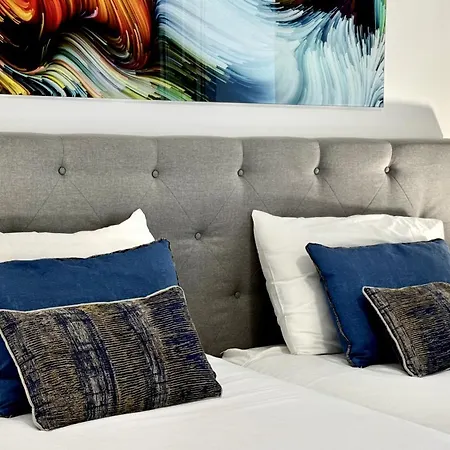 Modern Flat With Private Garden In Royal Banus Apartment *